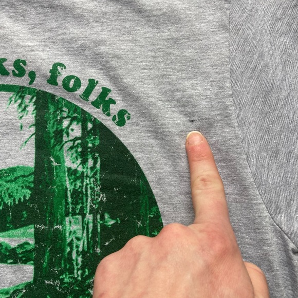 Grey Smokey Bear T-Shirt Size Small - Picture 4 of 4